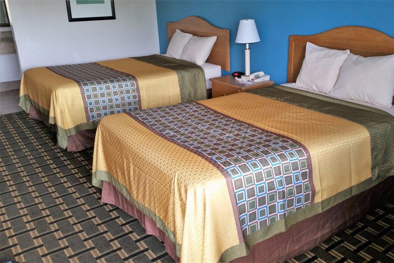 Americas Best Value Inn Элизабеттаун Экстерьер фото